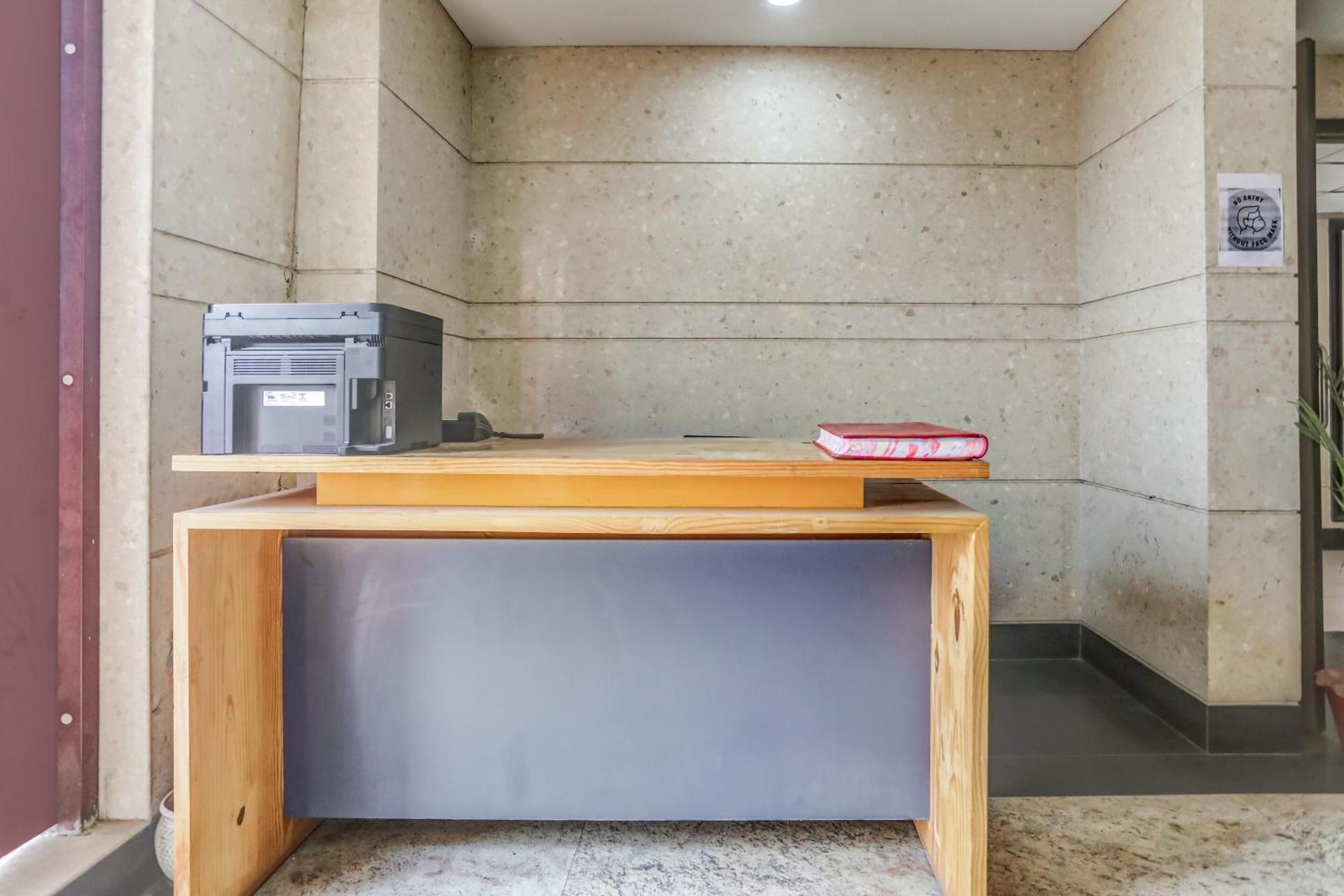Collection O Limewood Stay Gurgaon Exterior foto